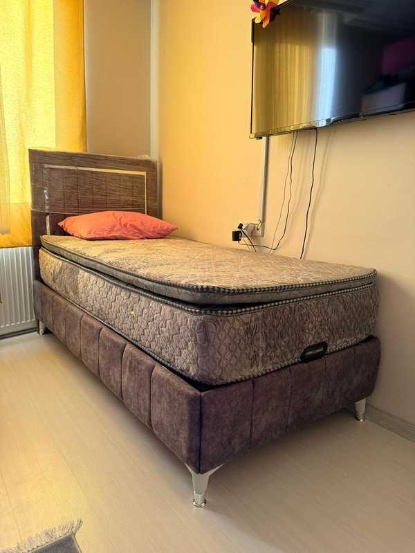 Tek Kisilik Celik Kasa Tavsan Tuyu Pedli Yatak Model 10